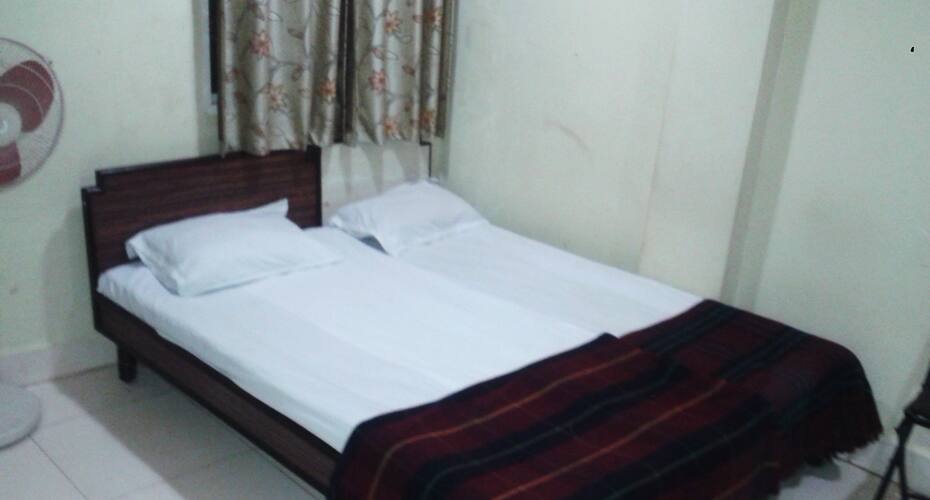 Ratnakar Plaza Lodge, Gwalior 3